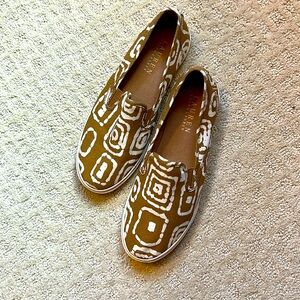 Ralph Lauren slip on shoes!  Geometric pattern!